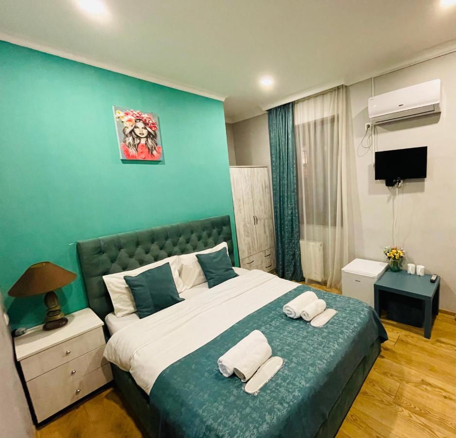Book Hotel Тбілісі Екстер'єр фото