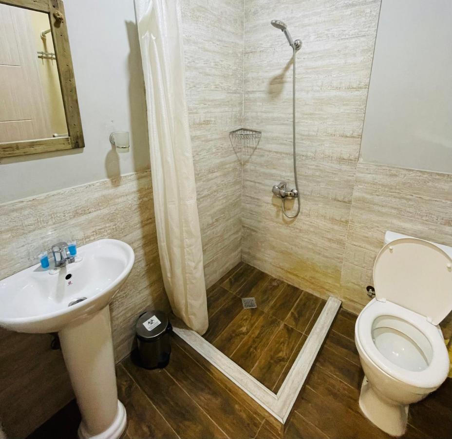 Book Hotel Тбілісі Екстер'єр фото